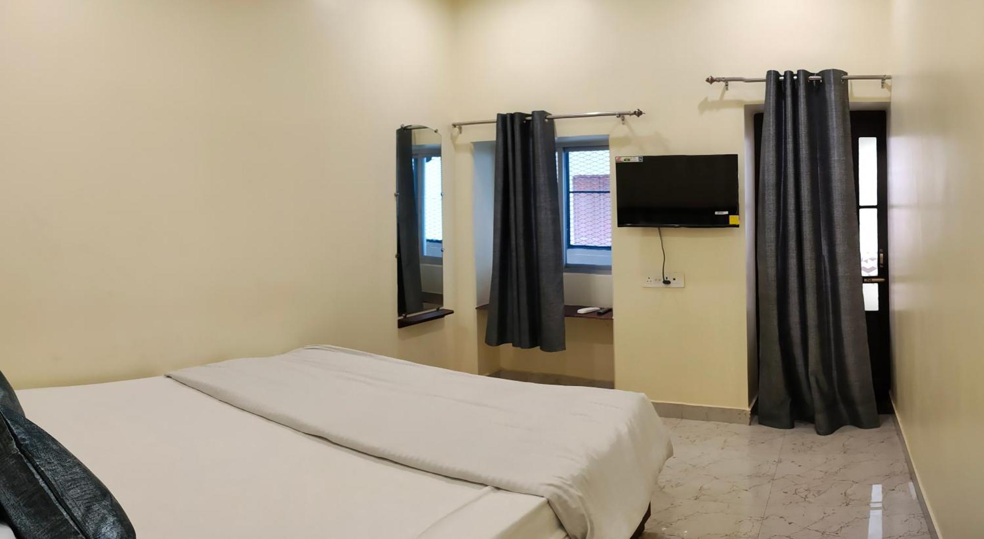Ganga Sparsh Hotel Varanasi